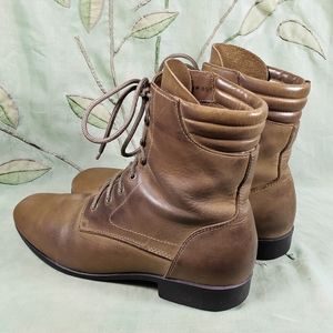 🚫SOLD🚫Vtg Acme Distressed Brown Leather Boots